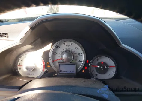 2010 Honda Pilot Touring z USA, uszkodzony, nr VIN 5FNYF3H98AB003267